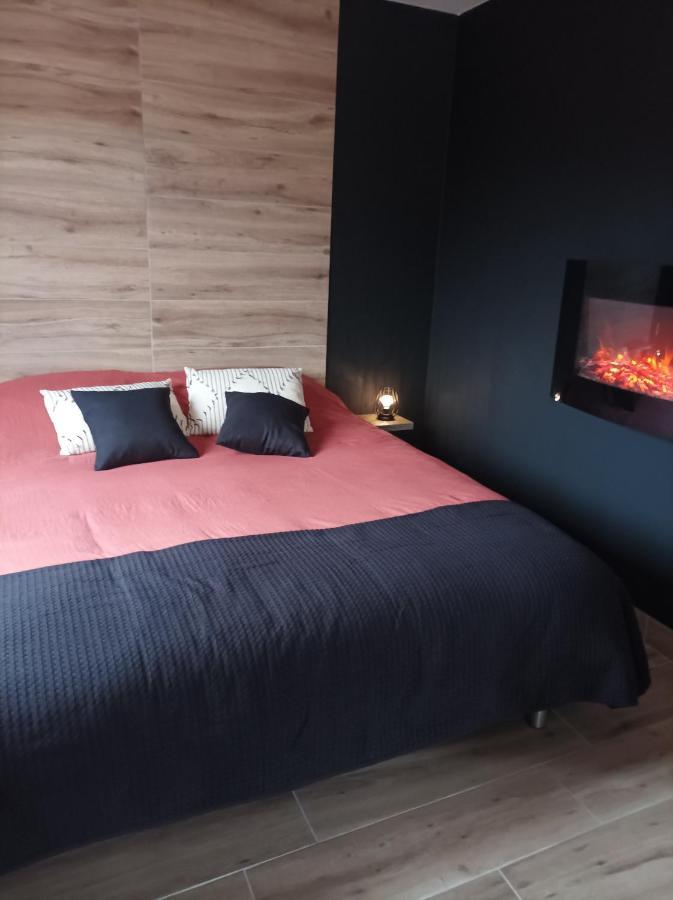 Loft Sauna Jacuzzi Ospariegeois Lavelanet Dış mekan fotoğraf